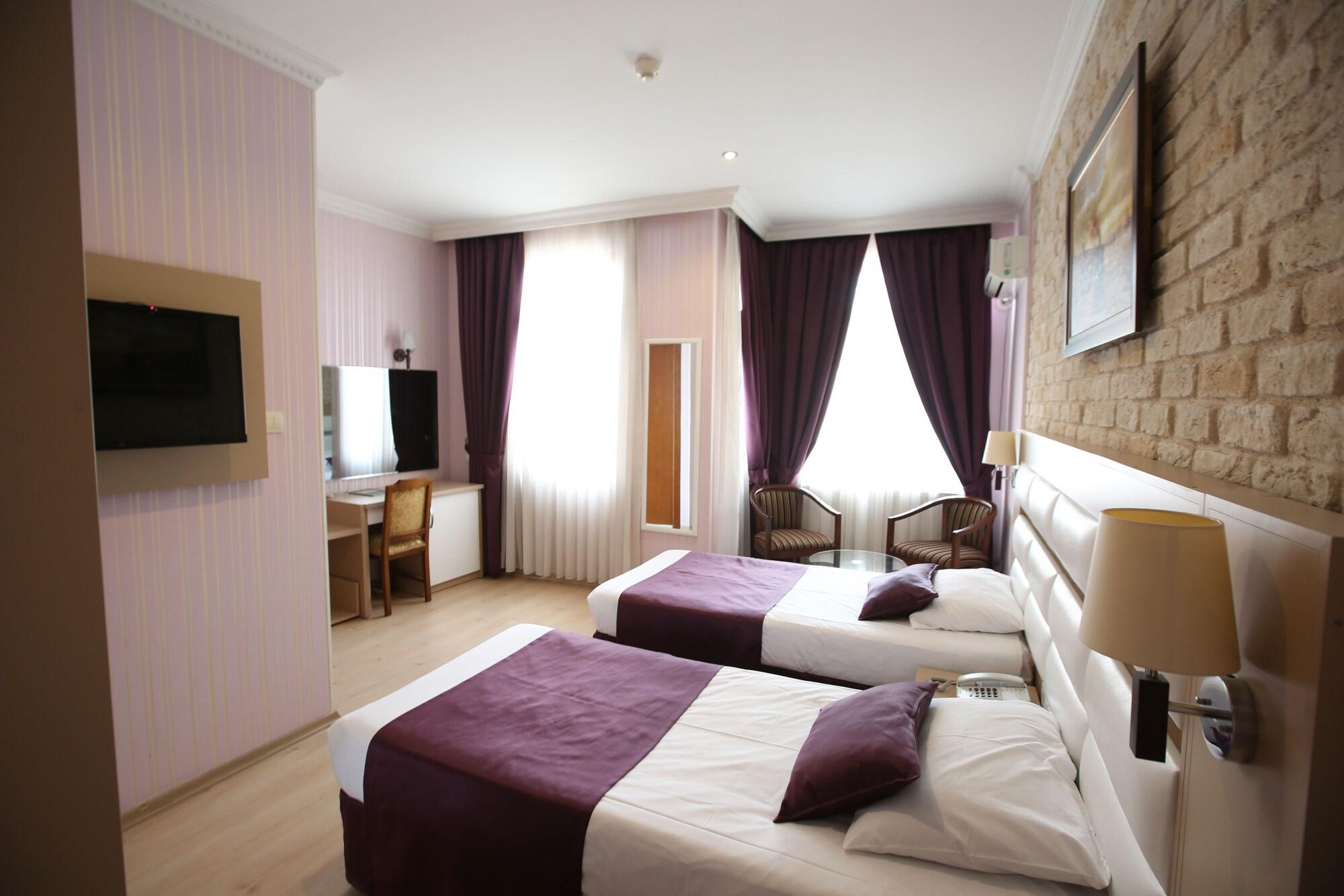 Nil Hotel Istanbul Exteriör bild