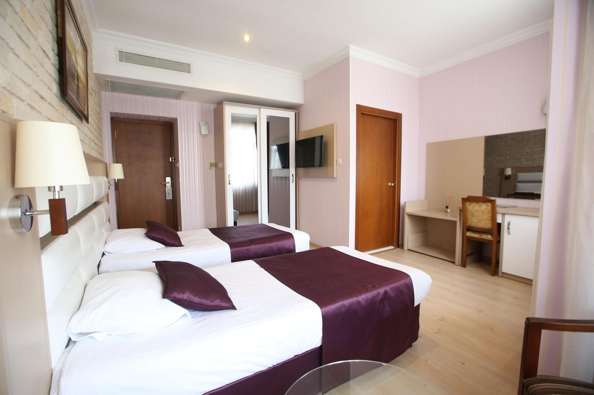 Nil Hotel Istanbul Exteriör bild